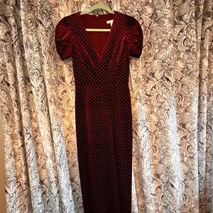 Beautiful velvet deep red dress nwt